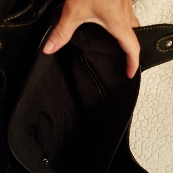 NWOT Black Aigner Purse - Picture 5 of 5